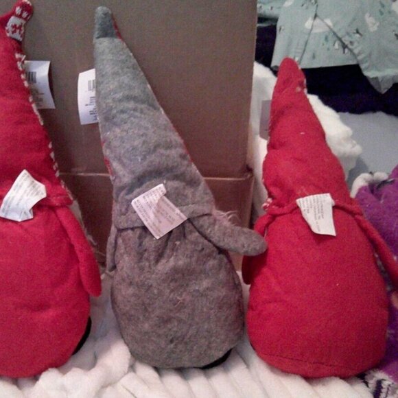 COPY - Lot of 4 CHRISTMAS HOUSE RED/WHITE GNOME WITH WINTER NORDIC PRINT 14" - Picture 4 of 4